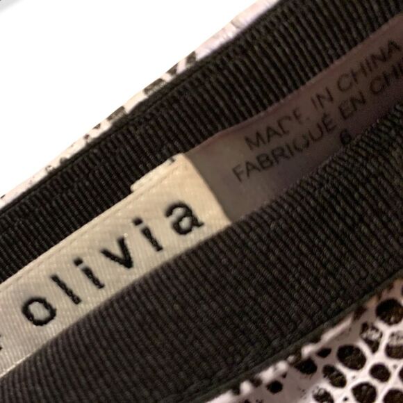 ❤️SOLD❤️Alice + Olivia Lamb Leather Skirt | Size: 6 | - Picture 5 of 10